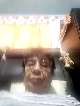 Snapshot of OliviaMorris1 chatting on October 2025 03:43:01 PM OliviaMorris1 online show from October 2025 03:43:01 PM