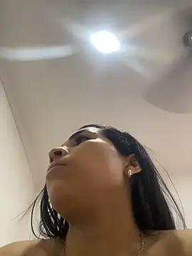 Rosa 25x online show from May 2026 12:32:01 PM