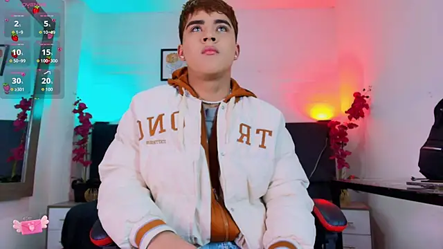 Lucass love online show from April 2026 02:04:02 PM