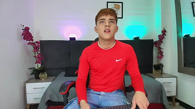 Lucass love online show from June 2026 05:22:02 PM
