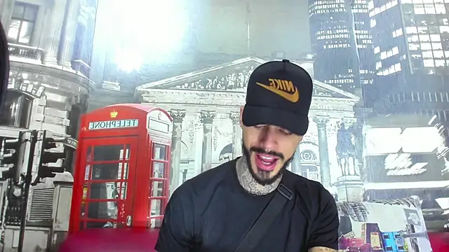 Snapshot of VinzenzRizzo chatting on October 2025 04:37:01 AM VinzenzRizzo online show from October 2025 04:37:01 AM