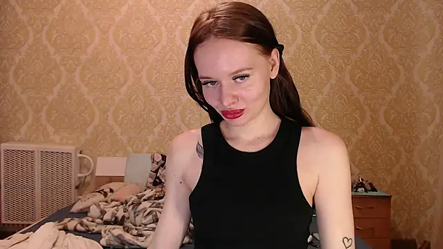 Kitkaat00 online show from November 2025 06:52:01 PM