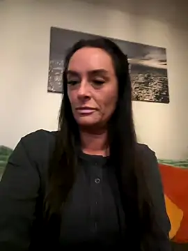 Islaymae gilf online show from October 2025 06:18:01 PM