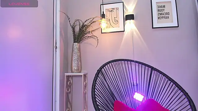 Snapshot of dulce_fiore07 chatting on October 2025 12:38:02 PM dulce fiore07 online show from October 2025 12:38:02 PM