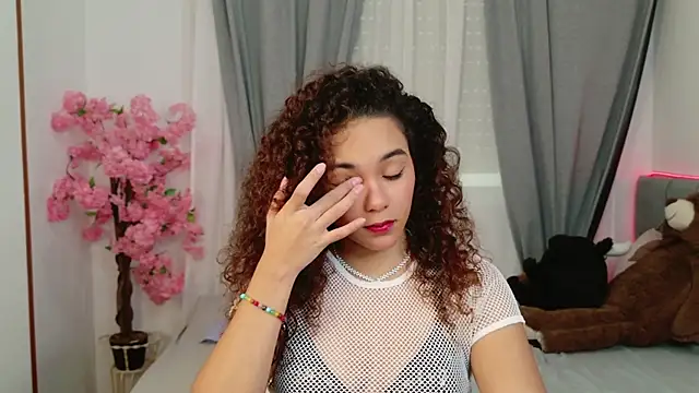 Snapshot of Taylor_Tina chatting on October 2025 08:15:01 AM Taylor Tina online show from October 2025 08:15:01 AM