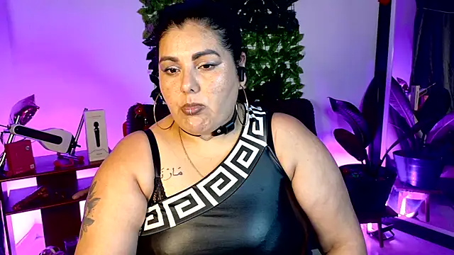 AndreaKinky online show from June 2026 12:32:02 AM