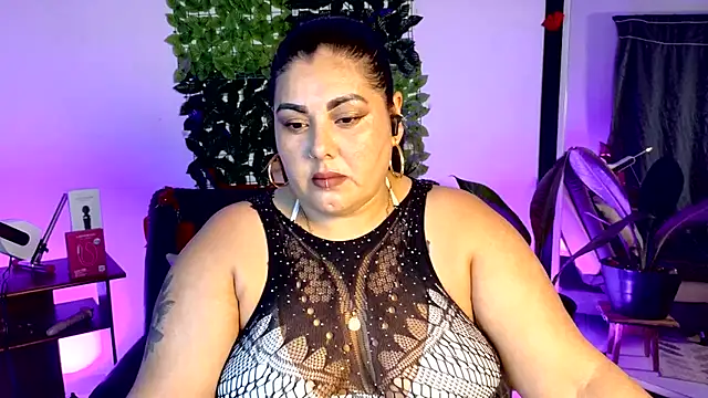AndreaKinky online show from June 2026 10:40:02 PM