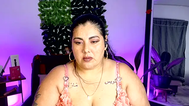 AndreaKinky online show from June 2026 10:23:02 PM