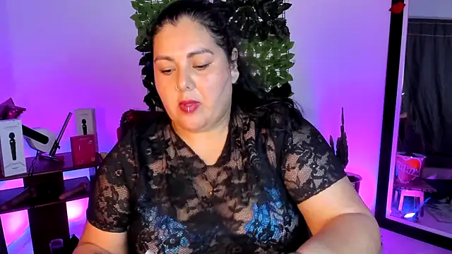 AndreaKinky online show from June 2026 10:58:02 PM