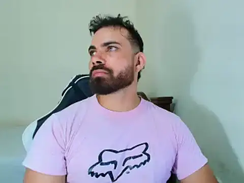 Snapshot of max_love255 chatting on October 2025 09:49:02 PM max love255 online show from October 2025 09:49:02 PM