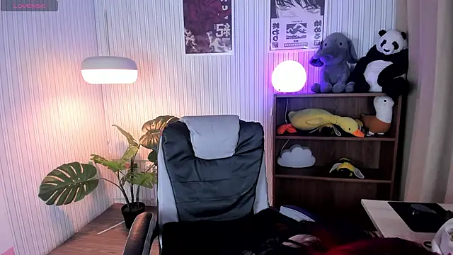 Snapshot of Sabrina_bloom chatting on January 2026 01:46:02 PM Sabrina bloom online show from January 2026 01:46:02 PM