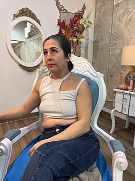 Snapshot of Scarlet__Milff chatting on February 2026 04:03:02 PM Scarlet Milff online show from February 2026 04:03:02 PM