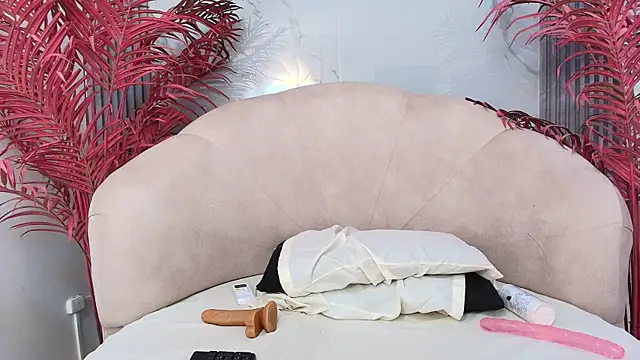 MayaBaker online show from October 2025 11:49:02 PM