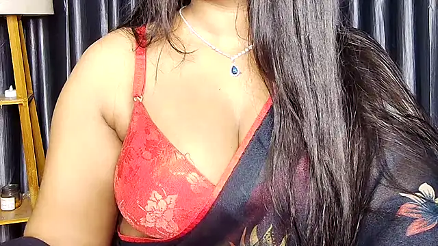 Snapshot of Webrowncouple chatting on November 2025 04:11:01 AM Webrowncouple online show from November 2025 04:11:01 AM