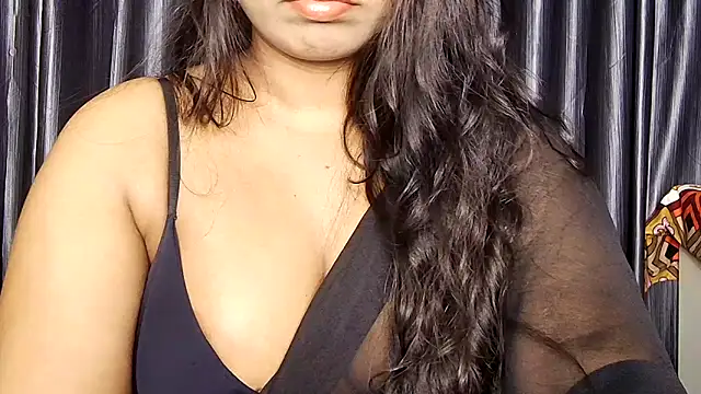 Snapshot of Webrowncouple chatting on February 2026 07:19:02 PM Webrowncouple online show from February 2026 07:19:02 PM