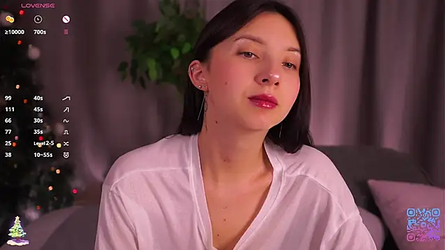 Snapshot of DaisyBlaze chatting on December 2025 04:29:02 AM DaisyBlaze online show from December 2025 04:29:02 AM