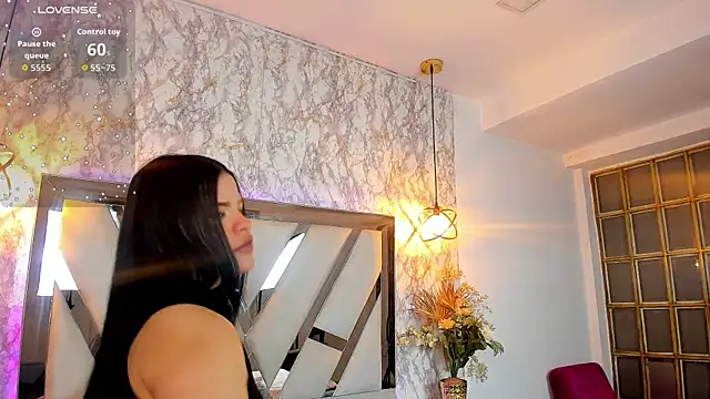 Snapshot of Aisha_poweer chatting on October 2025 02:55:01 AM Aisha poweer online show from October 2025 02:55:01 AM