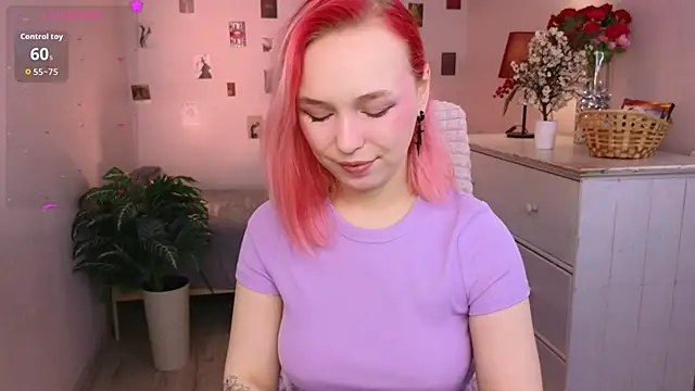 NaomiYoru online show from April 2026 08:28:02 PM