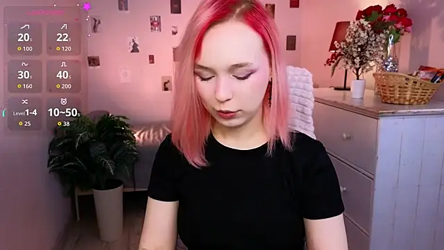 NaomiYoru online show from April 2026 08:36:02 PM