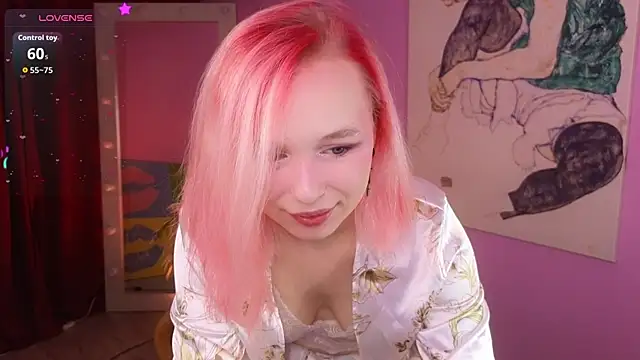 NaomiYoru online show from May 2026 08:47:01 PM