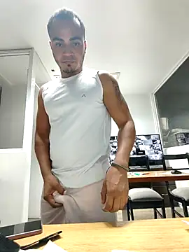 SanChacal5694 online show from September 2025 11:05:02 PM