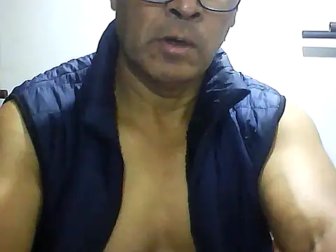 sexigym35 online show from November 2025 05:09:01 AM