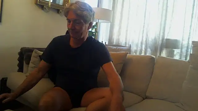 Snapshot of Swegay12-Exhi chatting on April 2026 04:52:01 PM Swegay12-Exhi online show from April 2026 04:52:01 PM