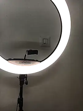 Snapshot of Sexy_kaira01 chatting on October 2025 03:24:02 PM Sexy kaira01 online show from October 2025 03:24:02 PM