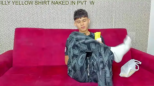 willy sexxx18 online show from November 2025 01:15:02 PM