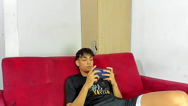willy sexxx18 online show from June 2026 07:36:01 PM