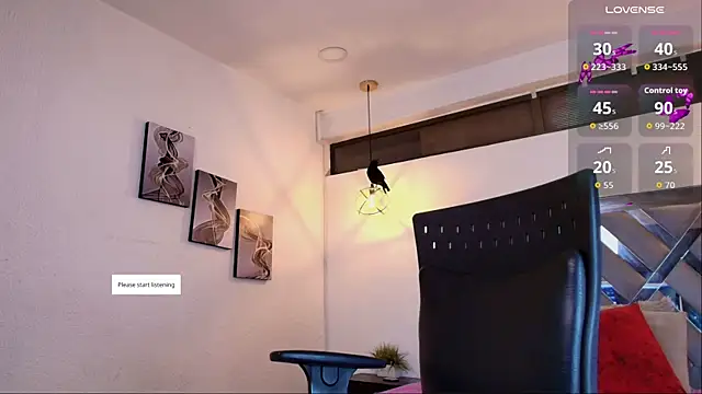 Snapshot of Rossi_ss1 chatting on October 2025 03:40:01 AM Rossi ss1 online show from October 2025 03:40:01 AM