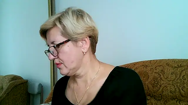 Dana4921 online show from October 2025 01:33:02 PM