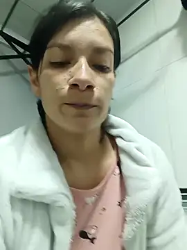 Snapshot of kim_lebanon chatting on October 2025 03:23:02 AM kim lebanon online show from October 2025 03:23:02 AM