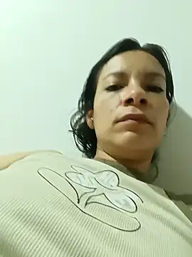 Snapshot of kim_lebanon chatting on February 2026 09:58:02 AM kim lebanon online show from February 2026 09:58:02 AM