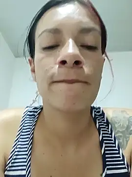 Snapshot of kim_lebanon chatting on February 2026 03:23:01 AM kim lebanon online show from February 2026 03:23:01 AM