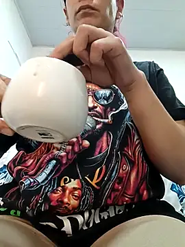 Snapshot of kim_lebanon chatting on February 2026 09:00:02 PM kim lebanon online show from February 2026 09:00:02 PM