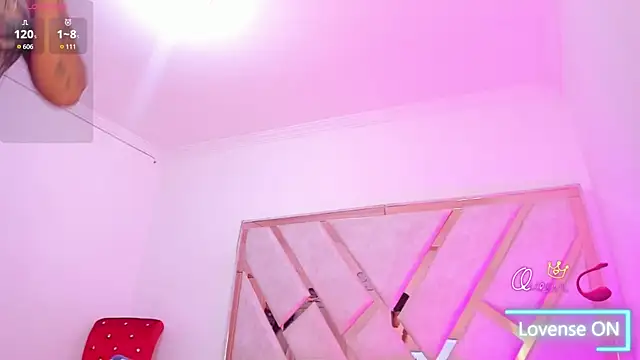 MarianaaSantos online show from June 2026 08:56:02 PM
