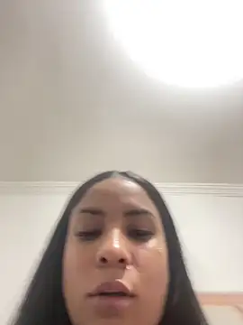 MarianaaSantos online show from June 2026 08:09:02 PM