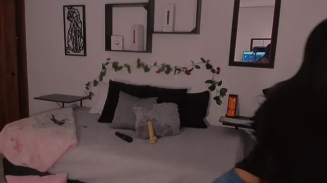 Snapshot of Mia_1120 chatting on September 2025 06:13:02 PM Mia 1120 online show from September 2025 06:13:02 PM