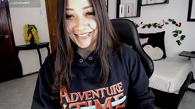 Snapshot of Mia_1120 chatting on November 2025 09:57:01 PM Mia 1120 online show from November 2025 09:57:01 PM