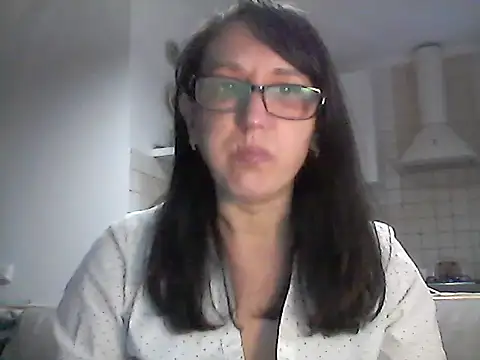 Elena48324 online show from April 2026 05:41:02 PM