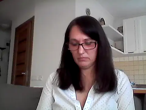 Elena48324 online show from April 2026 05:08:02 PM
