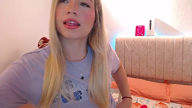 Snapshot of _Tiffany1 chatting on November 2025 05:48:01 PM Tiffany1 online show from November 2025 05:48:01 PM