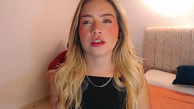 Snapshot of _Tiffany1 chatting on February 2026 06:06:02 PM Tiffany1 online show from February 2026 06:06:02 PM