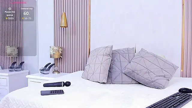 Snapshot of Skylar_Smith_ chatting on October 2025 01:01:01 PM Skylar Smith online show from October 2025 01:01:01 PM