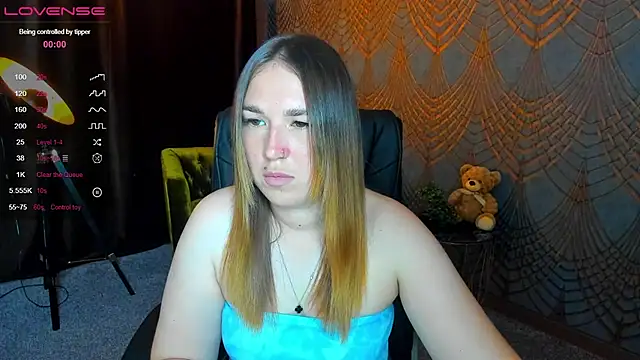 Sofii darling online show from June 2026 04:32:01 PM