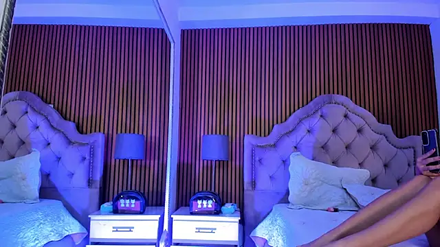 Snapshot of Starbutterflyy_ chatting on November 2025 04:11:01 AM Starbutterflyy online show from November 2025 04:11:01 AM