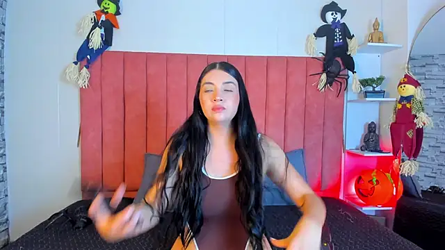 ashley Olsen online show from October 2025 03:10:02 AM