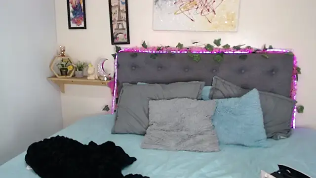 valentini villa online show from February 2026 07:39:02 PM