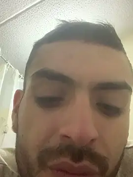 Snapshot of malek_xarx_ chatting on September 2025 01:09:01 AM malek xarx online show from September 2025 01:09:01 AM